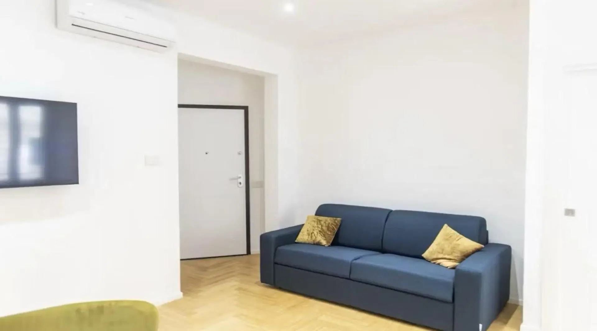 New And Recently Renovated One Bedroom - Checkprofile Rom 0*,  Italien